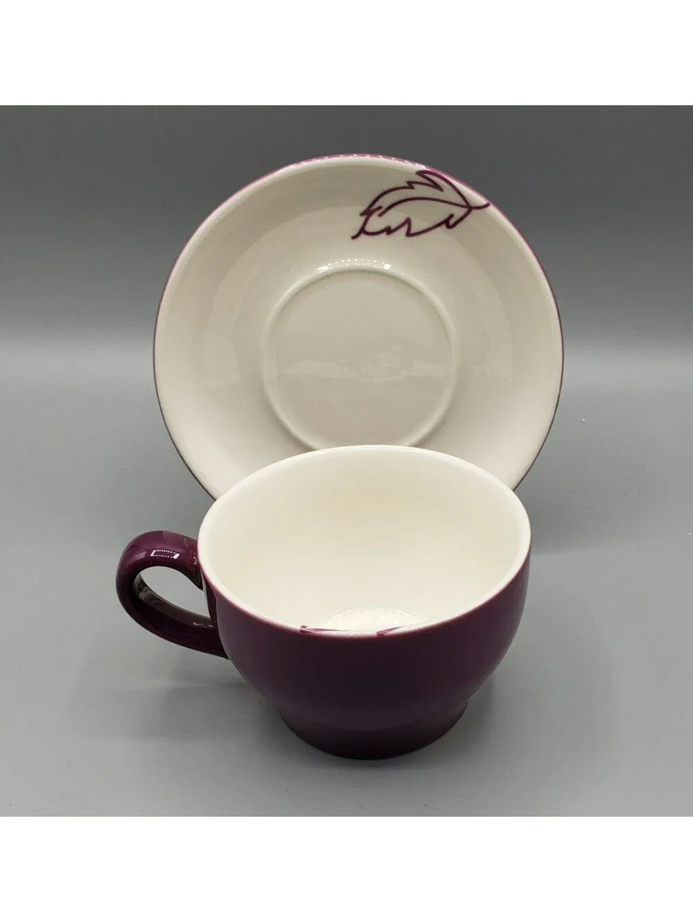 Starbucks Plum Embossed White Leaf  Teacup & Saucer 10oz 2007 Coffee Cup Mug Tea